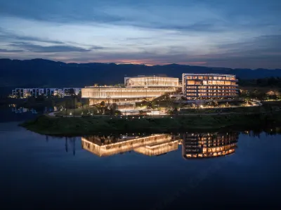 FULING HUIGU LAKE SCI-TECH INNOV HOTEL Hotel in zona Fuling Linshi Automobile Passenger Transport Service Center