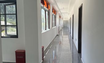 Sanshan · Yiwang Manor