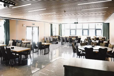 Huifeng Hotel (Zhumeng Town) Отели в г. Динжи