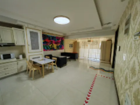 Suzume no Tojimari Youth Hostel