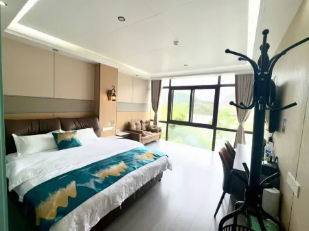 Tianquan Yujiang Homestay Отели рядом с достопримечательностью «Red Army Long Memorial Hall»