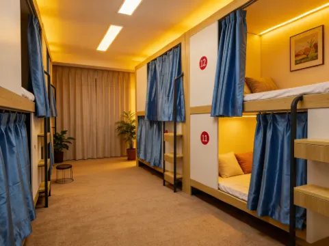 West Point Boys Youth Hostel (Chunxi Road)