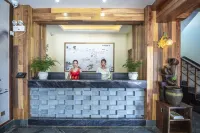 Mingmoyuan Hotel