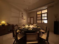 Mountain Tales - Breakfast