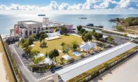 Dalian Crown Platinum Sunrise Scenic Hotel (Jinshitan Resort Jinshitan Happy Coast)