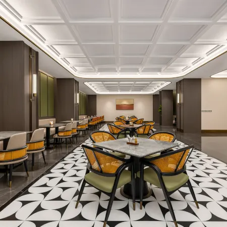 Anqing Tongcheng Madison Hotel