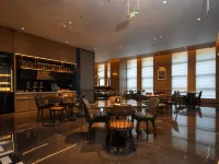 重慶兩江新區金開大道福朋喜來登酒店 鄰近丹河的酒店