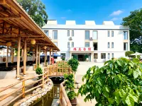 Hongzhi Mansion (Shaoguan Danxia Airport) - 2 stjerner
