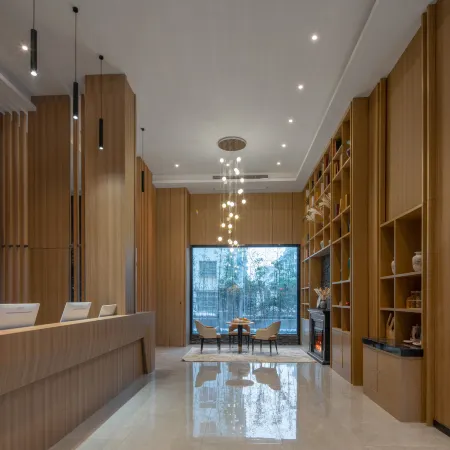 Taizhou GTALLIN Light Luxury Hotel (Jiaojiang Shifu Avenue)
