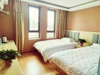 锦昌酒店(北京西客站店) - 标准双床房