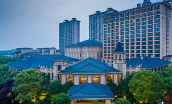 Chateau Star River Shanghai - Housity