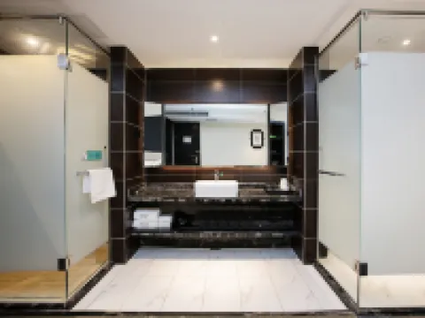 Xana Hotelle (Zhengzhou Guji Road Aquarium) Hotels near Zhengzhou Aquarium