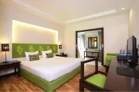 Ketapang Indah Hotel - balcony