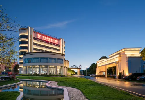 Venus Resort & Restaurant