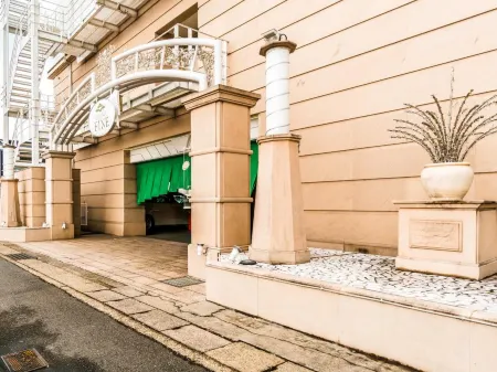 Hotel Grand Fine Kyoto Minami Отели рядом со станцией Mukoi Railway Station