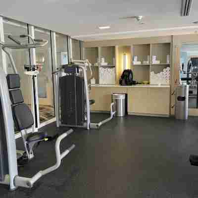 One Lux Stay at W Hotel Fitness & Recreational Facilities