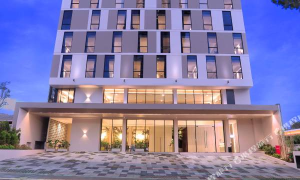 Hotel Neo Puri Indah - Jakarta
