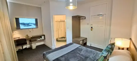 Criterion Hotel Perth Отели рядом с достопримечательностью «Barracks Arch»