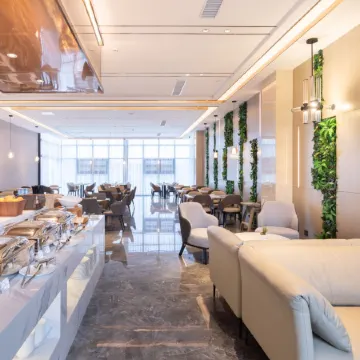 Lavande Hotel (Wuhan Optics Valley South Central University for Nationalities) Отели рядом с достопримечательностью «Южный Китайский национальный университет-Северный 2-й ворота»