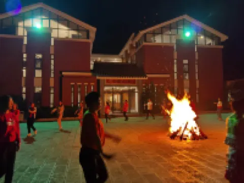 Chu Orange Manor Hotel a Xinping