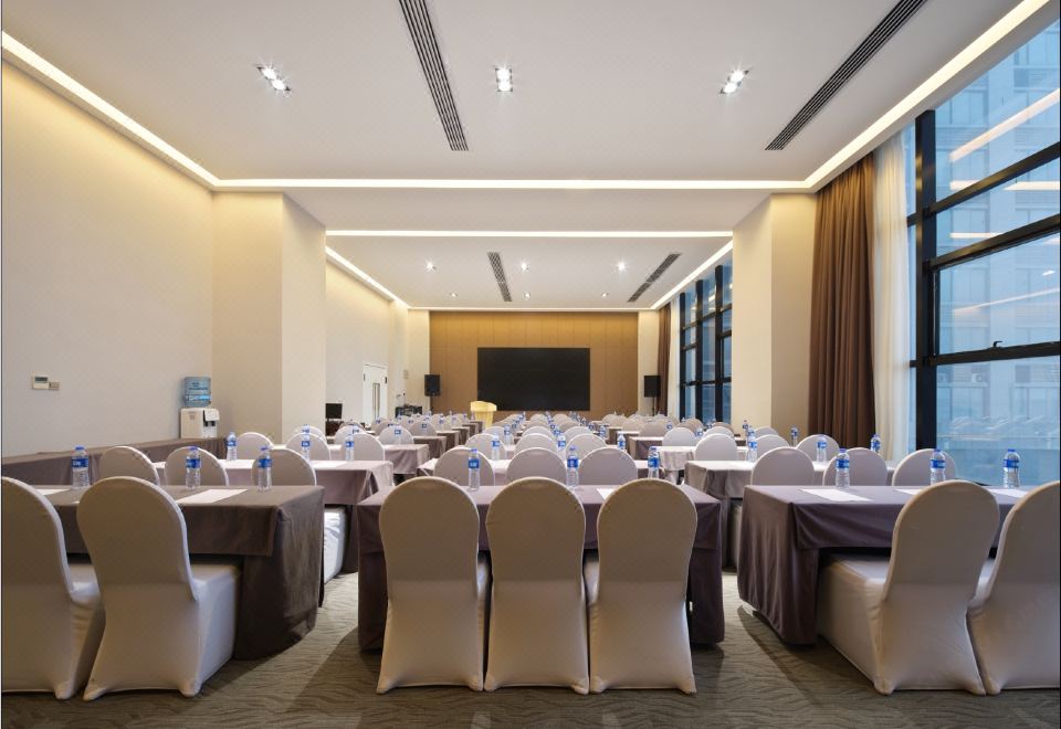 4. 파빌론 호텔 시..