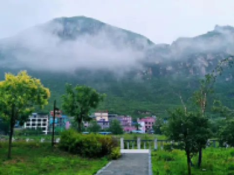Riyueyuan Inn Hotels in Laishui