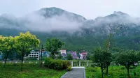 Riyueyuan Inn