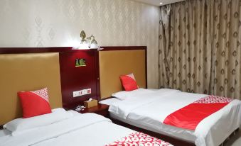 168 Yiyang Fashion Hotel