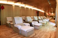 Changtian Jing'an Garden Zhongyuan Grand Hotel (Kuangzhong Garden) Hotels in Jing'an