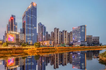 ICON LAB Aiken Hotel (Wanda Plaza), Nanshan District, Shenzhen Отели рядом с достопримечательностью «Спортивный центр Боань-поле для плавания»