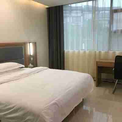 檸檬灣酒店（荔浦中心廣場店） Rooms