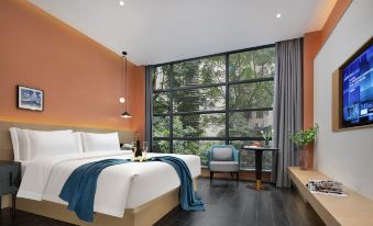 GEM HOTEL