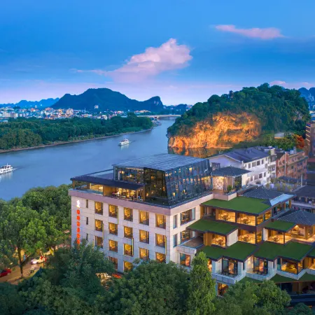 Venus Royal Hotel (Guilin Elephant Trunk Hill Sun and Moon Twin Towers) Hotels in Guilin