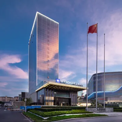 Wyndham Changzhou Liyang Hotels near Jiaoweiqin Park