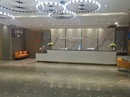 Deling Ha Yi Boutique Hotel Отели рядом с достопримечательностью «Qinghai Chaidamu Vocational and Technical College»