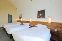 Golden Yan‘an  Jianshan Hostel