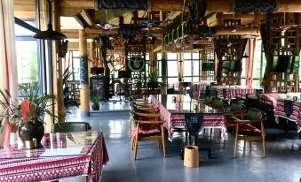 Suining Bana Tribe Art Homestay
