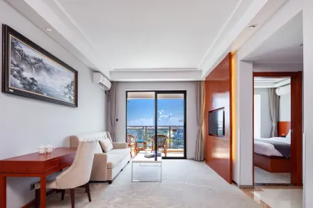 Space Coconut Bay Hotel Отели рядом с достопримечательностью «Coconut Grand View Garden»