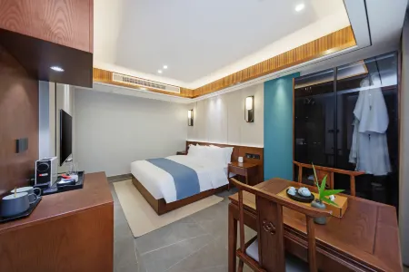 Ningjing Hotel (Ningbo Tianyi Square Chenghuang Temple) Отели рядом с достопримечательностью «University Park Library»