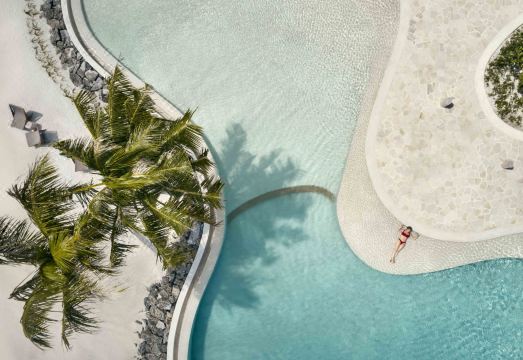 파티나 몰디브, 파리 아일랜즈