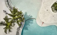 Patina Maldives, Fari Islands Hotels in Helengili