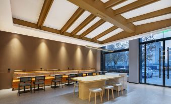 Le Ju Hotel (Hebi High speed Railway Station Wanda Plaza Branch)