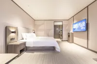 HanTing Hotel (Shangcai) - parking