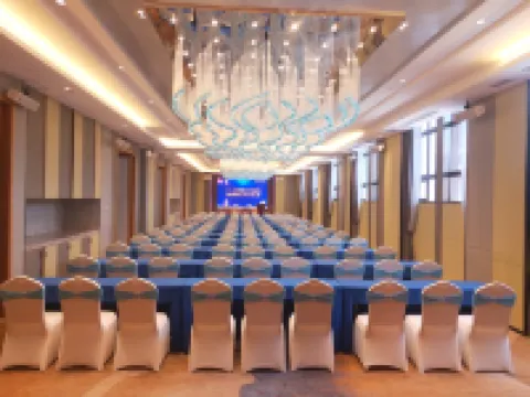 皇馬假日醉海南大酒店（海口秀英港店）