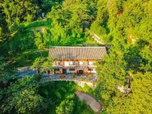 Wudang Mountain Funing residents stay