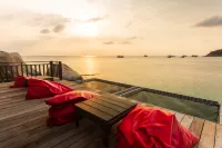 เกาะเต่า รีแล็กซ์ ฟรีดอม บีช รีสอร์ต - 3 ดาว