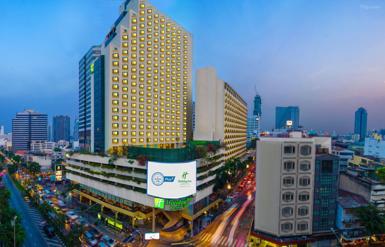 โรงแรม holiday inn
