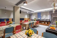 Homeinn Ripple Yun Hotel (Yangshuo West Street)