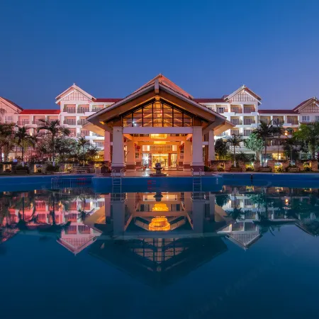 Sanjiang Peninsula Hotel
