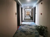 Gloria City Hotel - 2-Star